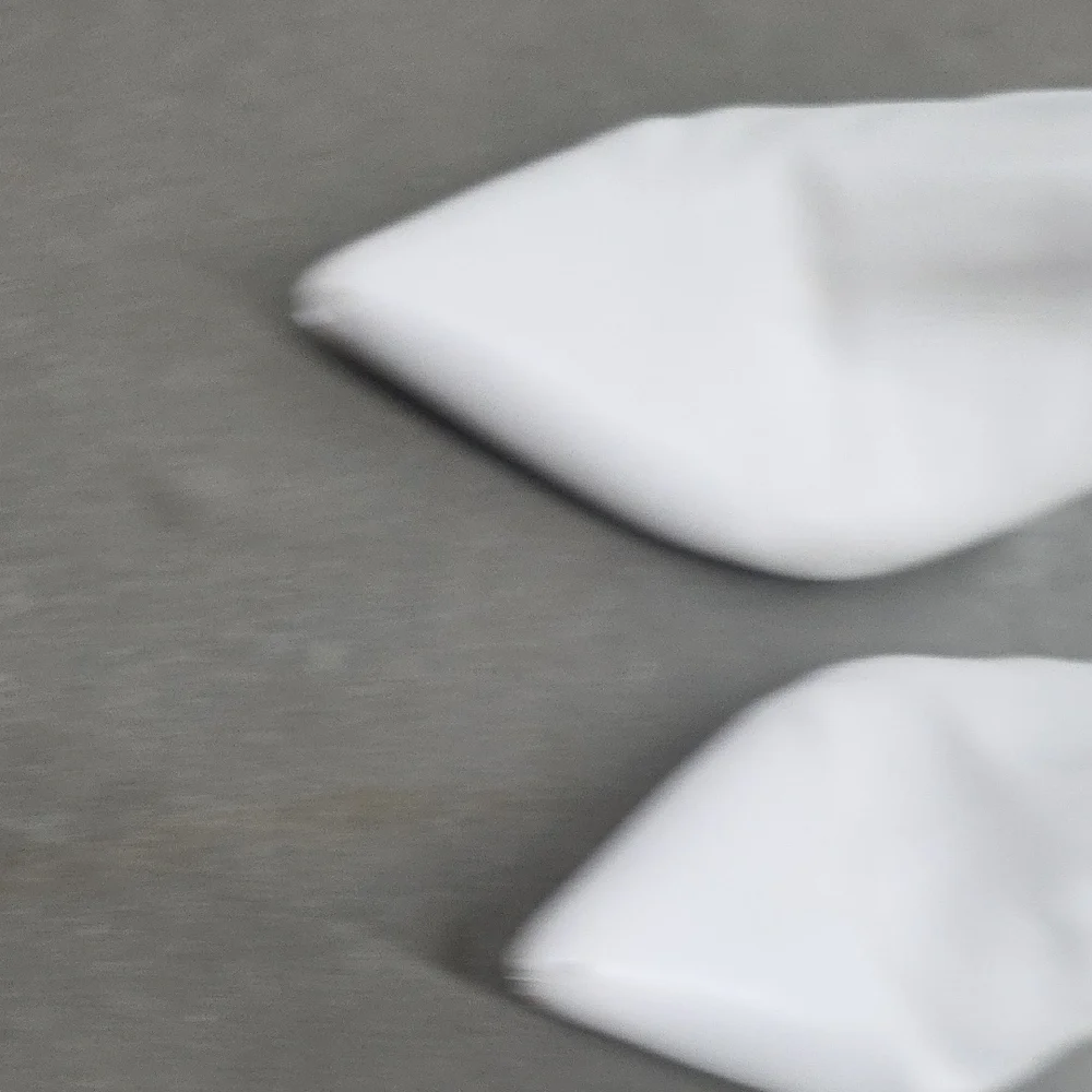 Stuart Weitzman Elegant White Women's Shoes - Picture 6 of 13